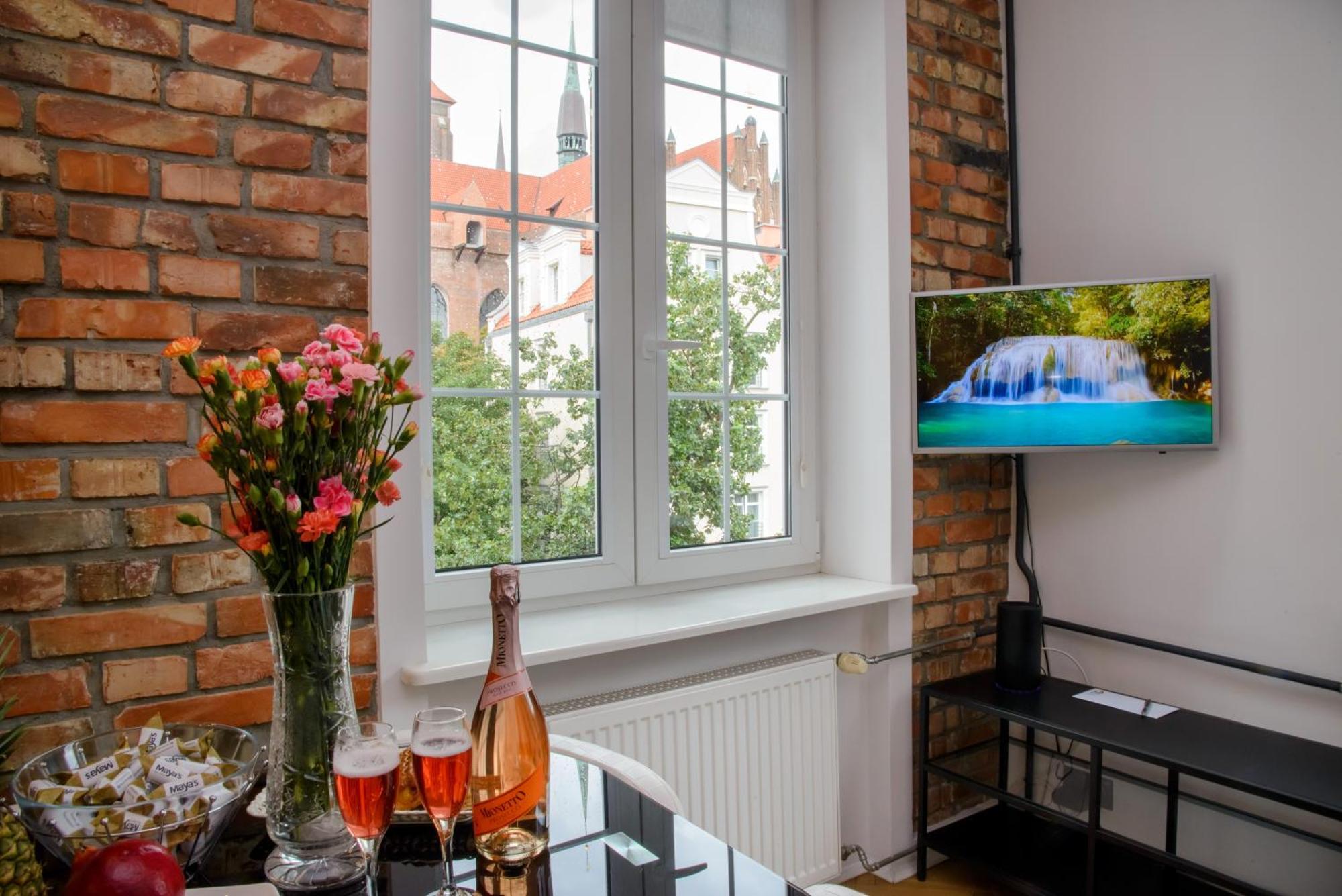 Maya'S Flats & Resorts 63 - 3 Rooms Apartment On Chlebnicka Street Old Town Danzig Exterior foto